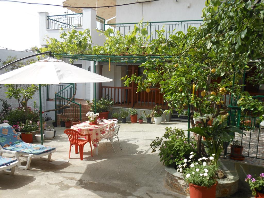Pansion Pandora Apartment Skiathos Cameră foto