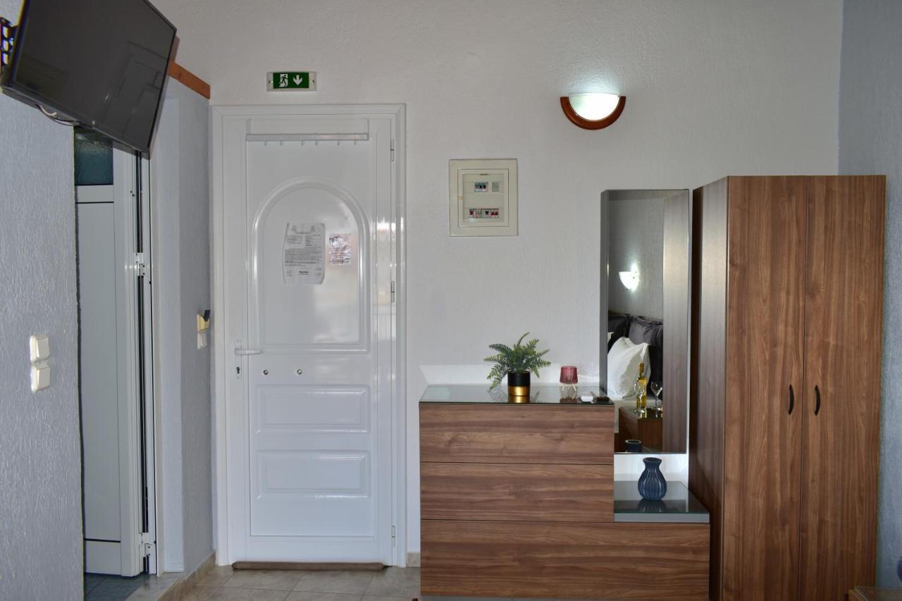 Pansion Pandora Apartment Skiathos Exterior foto