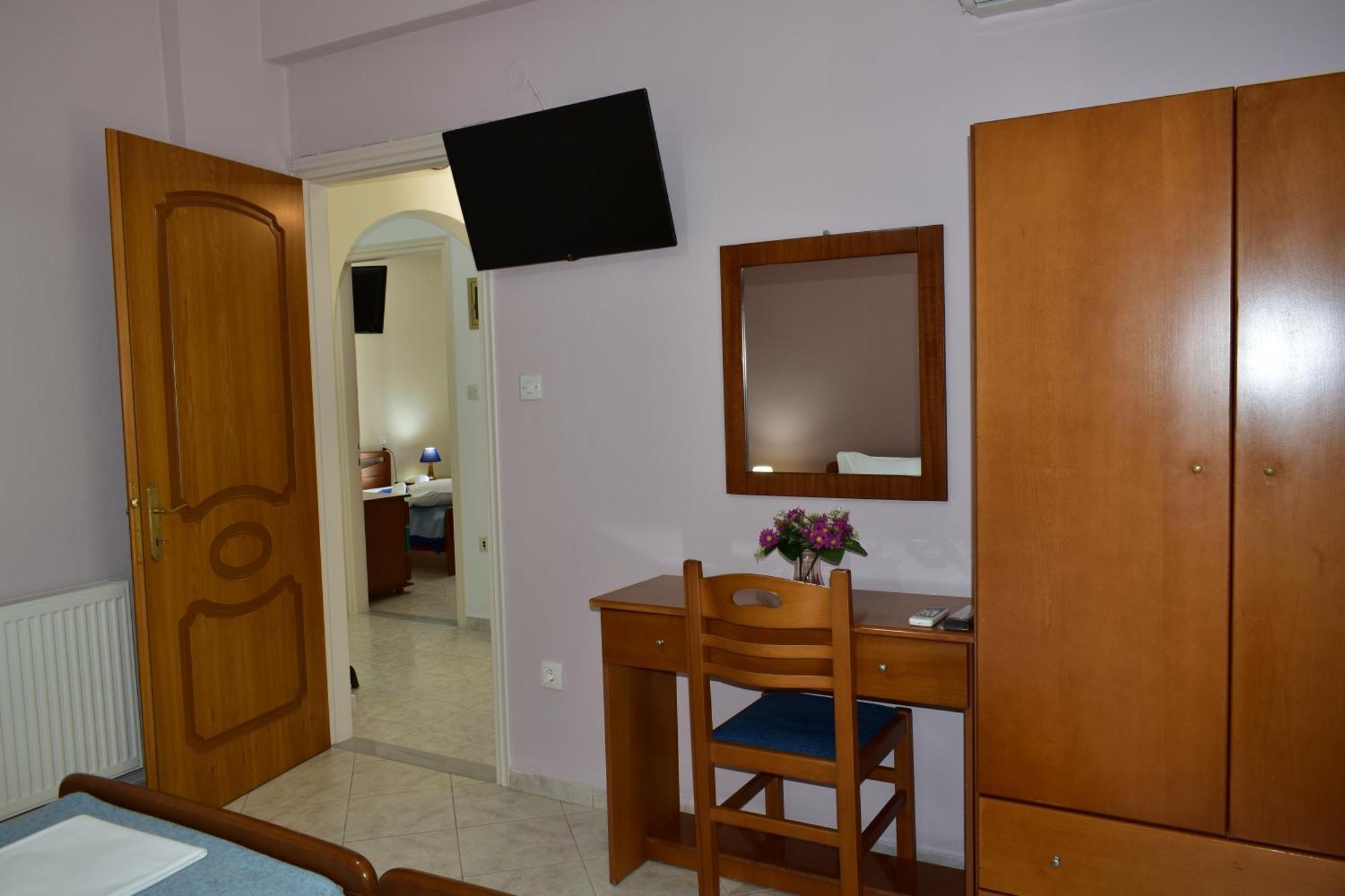 Pansion Pandora Apartment Skiathos Exterior foto