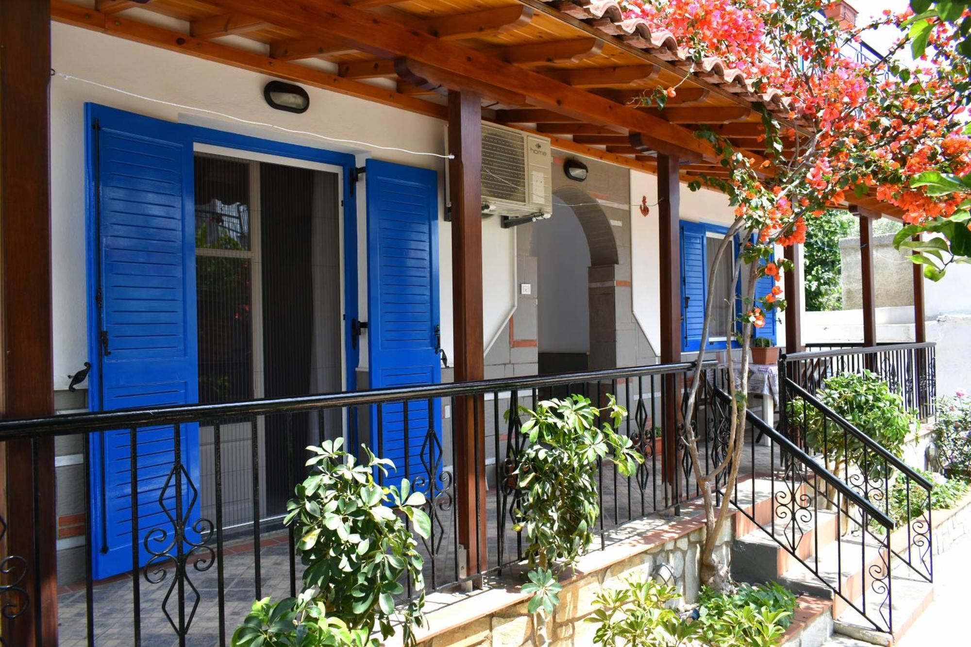 Pansion Pandora Apartment Skiathos Exterior foto